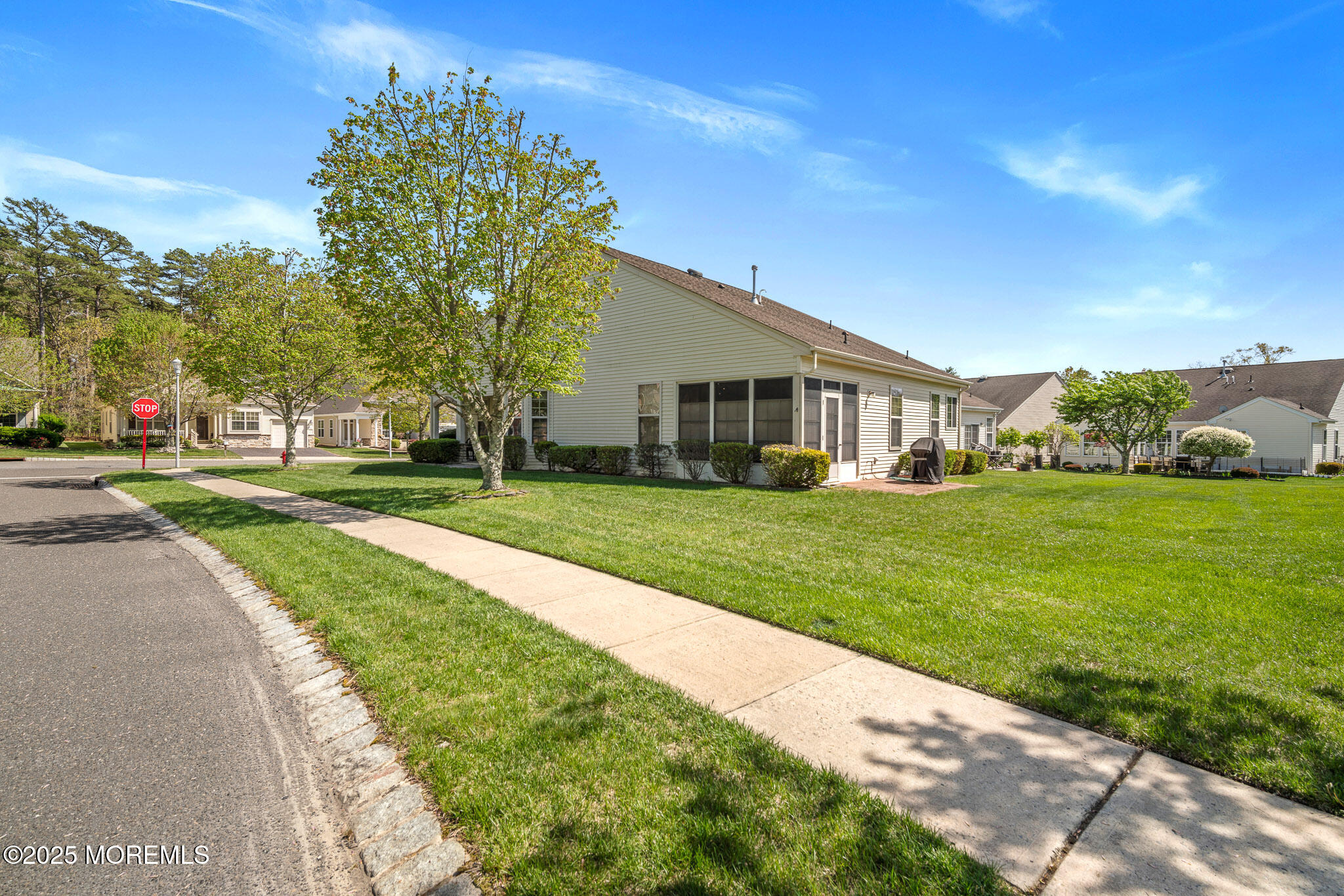 32 Vineyard Way, Barnegat, New Jersey image 5