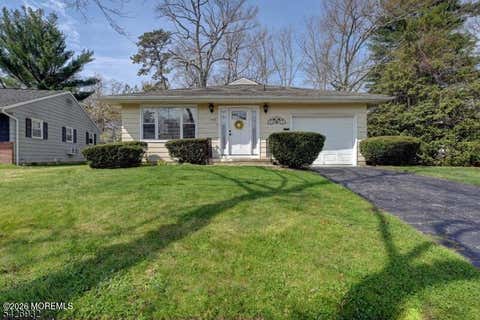 Homes For Sale - 123 Columbine Circle<br/> Toms River, NJ 08755