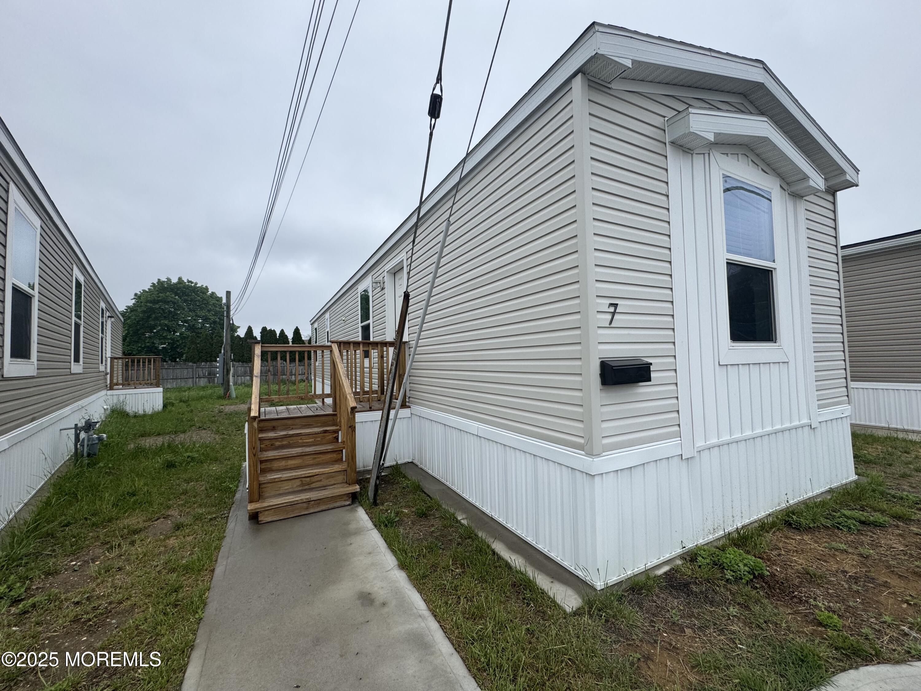 7 Mary Ann Court, Hazlet, New Jersey image 1