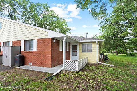 9 D Dove Street D Manchester NJ 08759