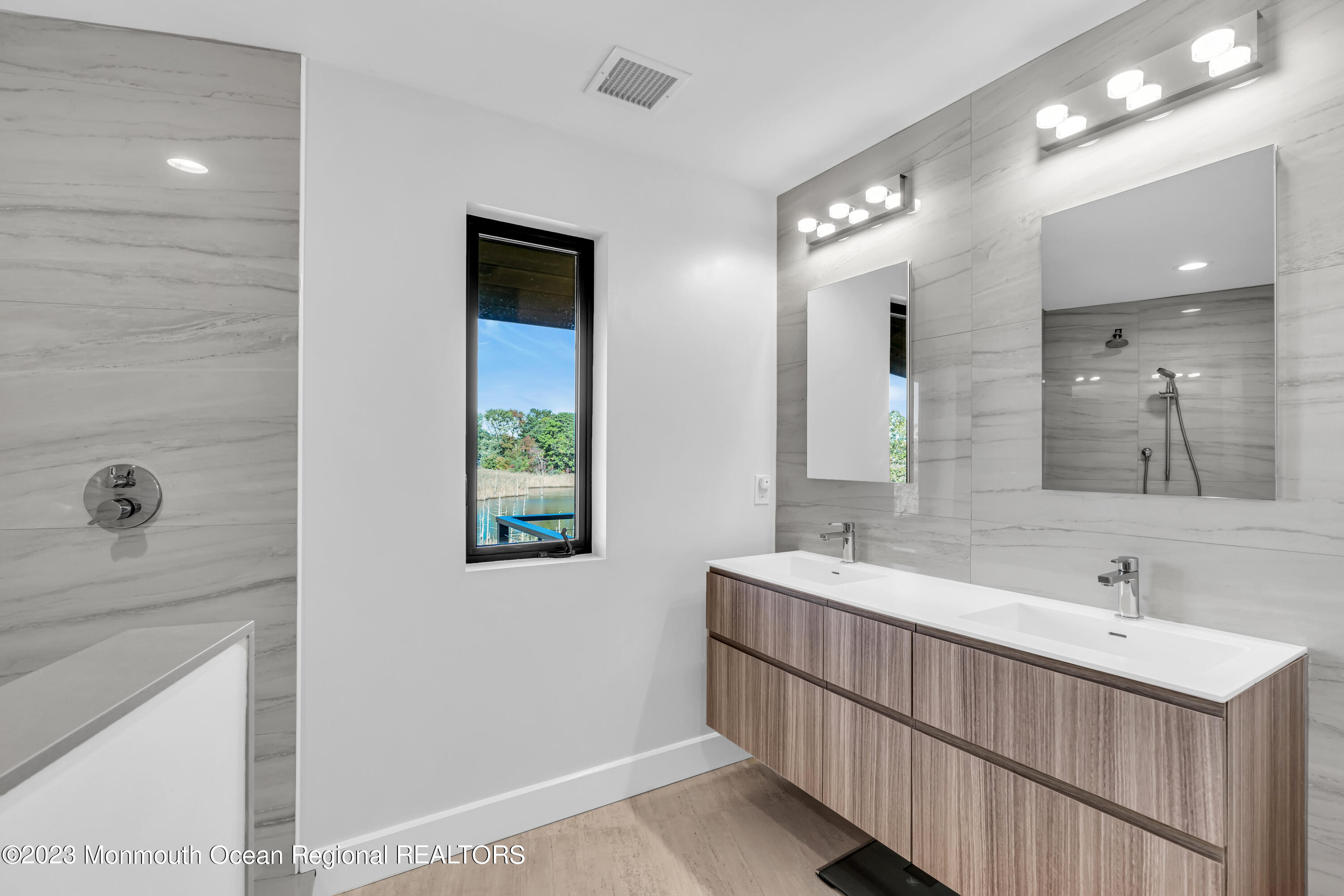 49 N Cherokee Lane, Brick, New Jersey image 32