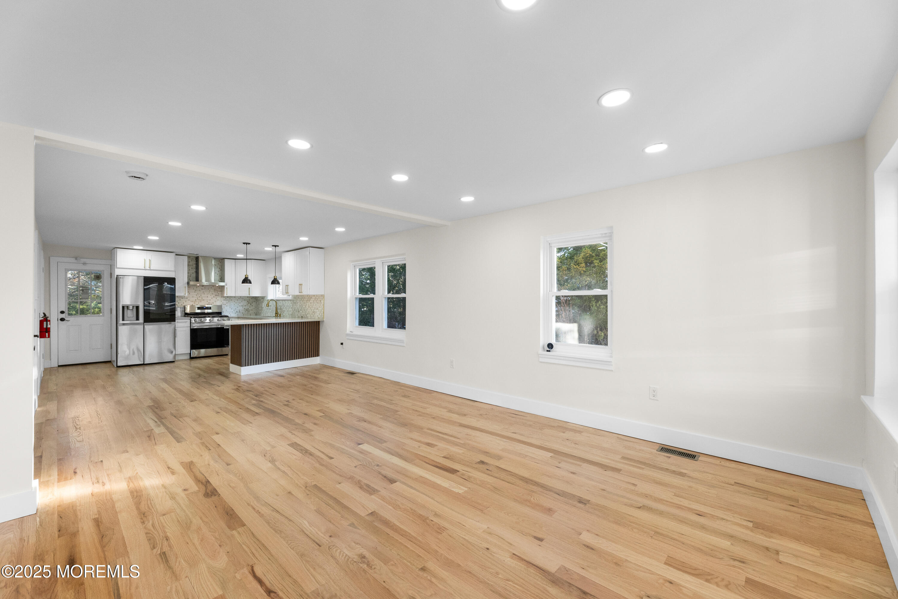1042 Jarvis Road, Sicklerville, New Jersey image 5