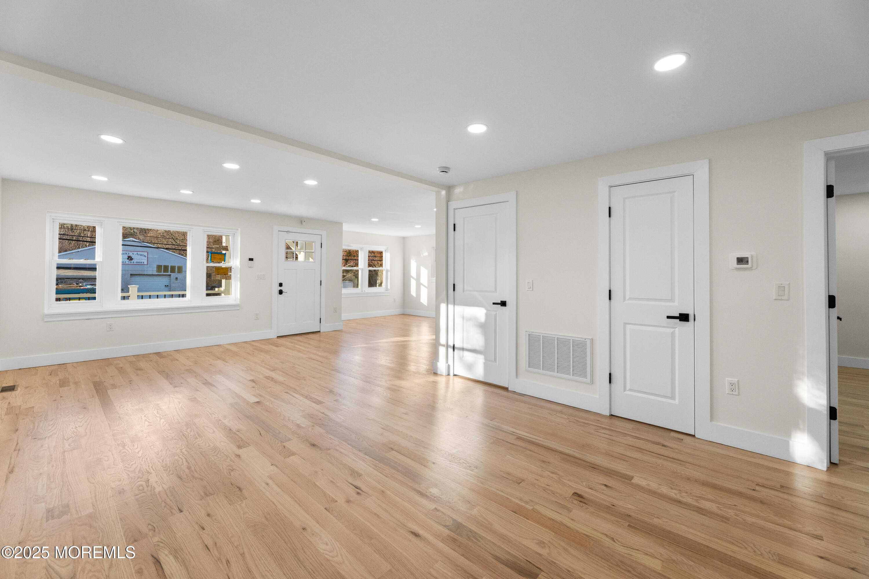 1042 Jarvis Road, Sicklerville, New Jersey image 4