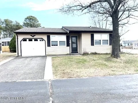 MLS: 22508164