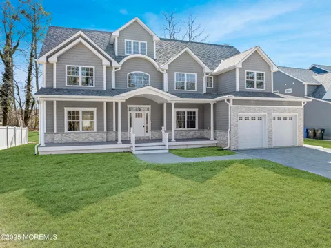 813 Naryshkin Way, Toms River, NJ 08753 - MLS#: 22508004
