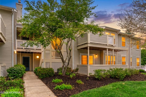 Condo For Sale - 94 Briarwood Court<br/> Howell, NJ 07731
