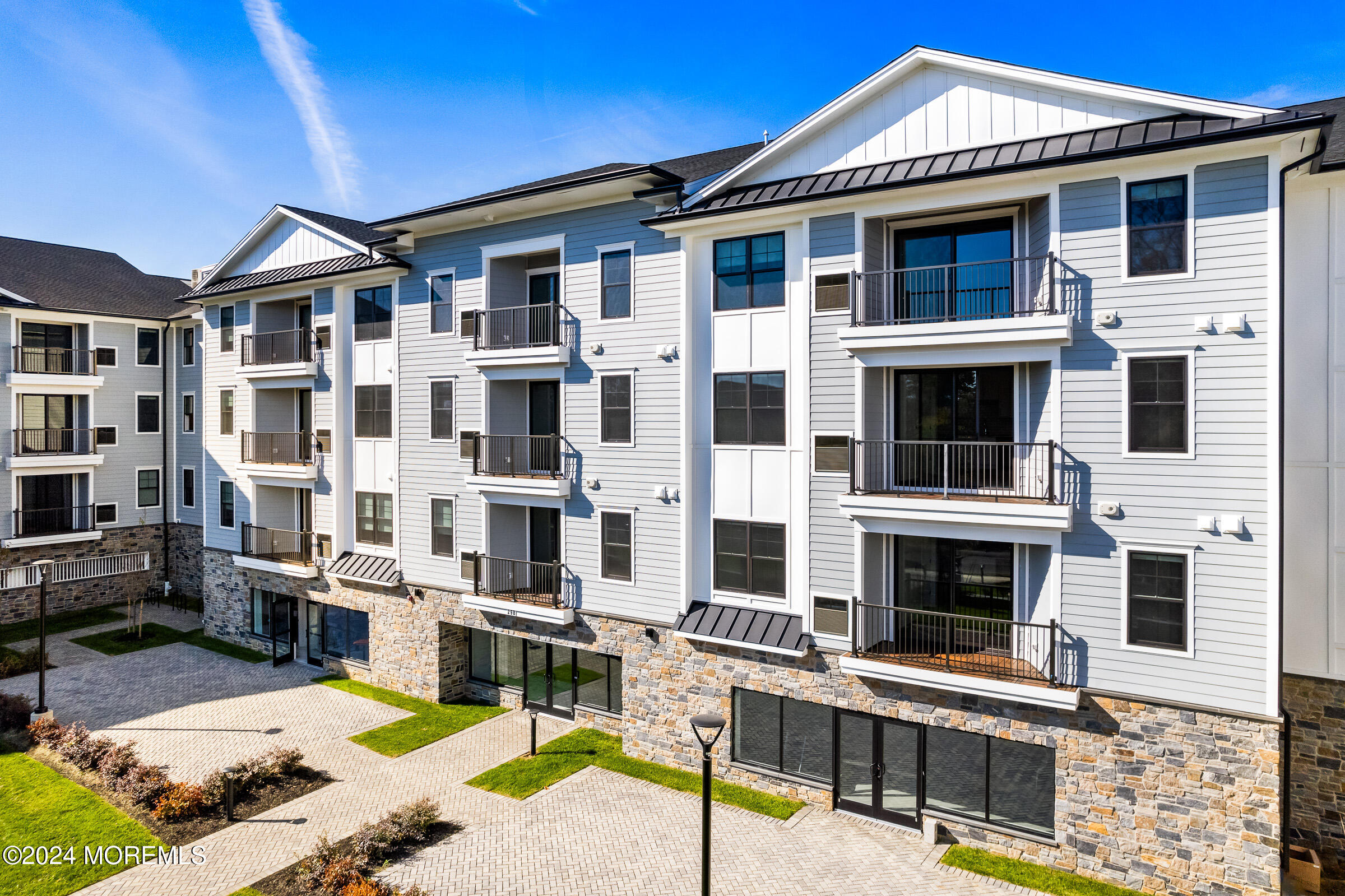 Long Branch, New Jersey 07740, United States, 1 Bedroom Bedrooms, ,1 BathroomBathrooms,Residential,Active,39621