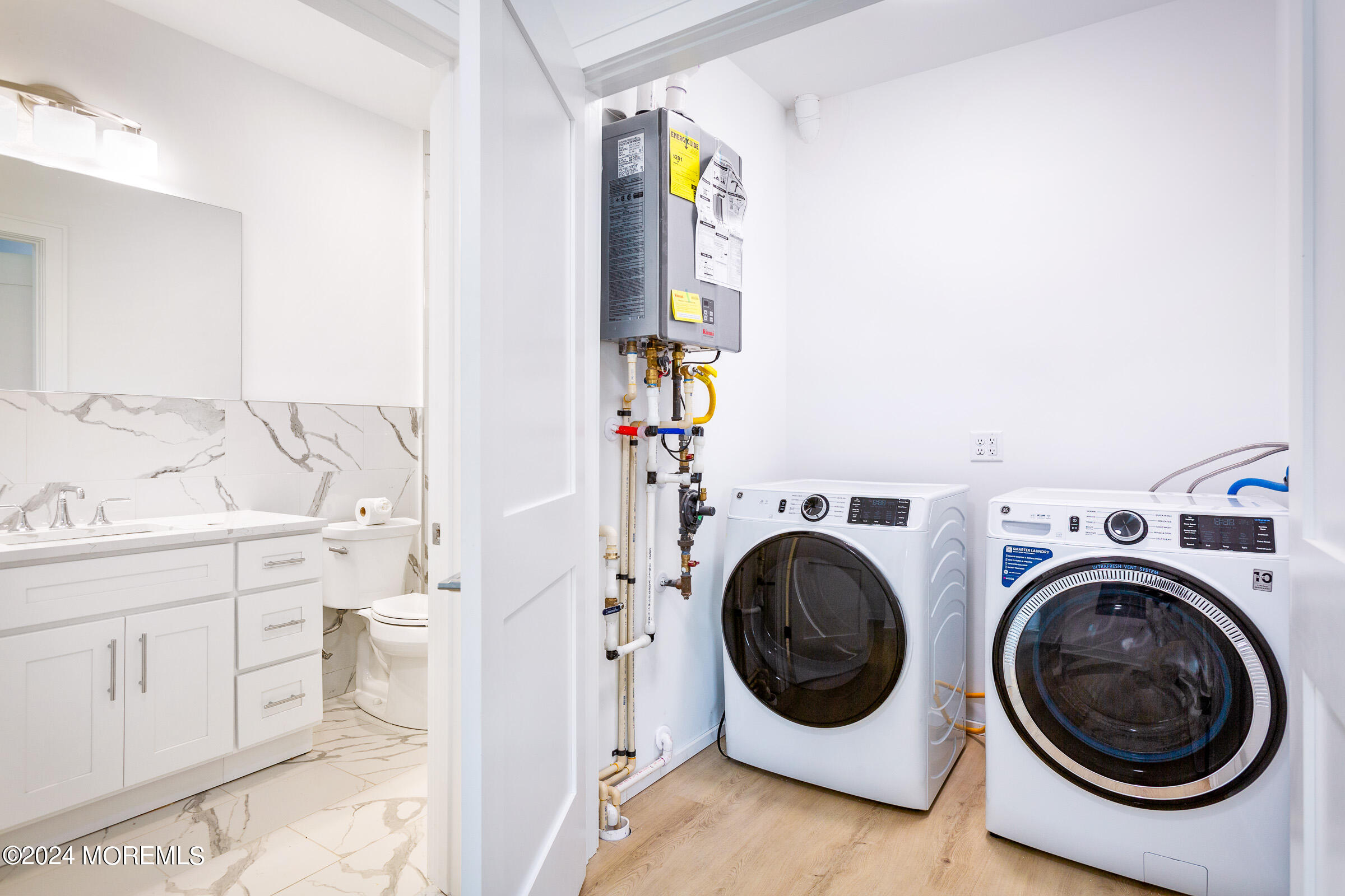 Long Branch, New Jersey 07740, United States, 1 Bedroom Bedrooms, ,1 BathroomBathrooms,Residential,Active,39621