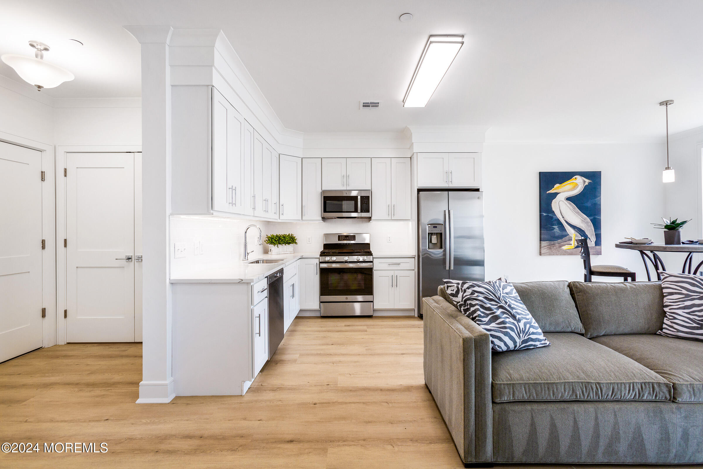 Long Branch, New Jersey 07740, United States, 1 Bedroom Bedrooms, ,1 BathroomBathrooms,Residential,Active,39621