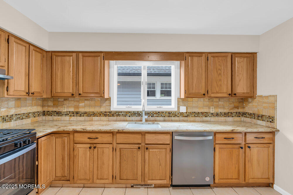 10 Forrest Avenue, Fair Haven, New Jersey image 19