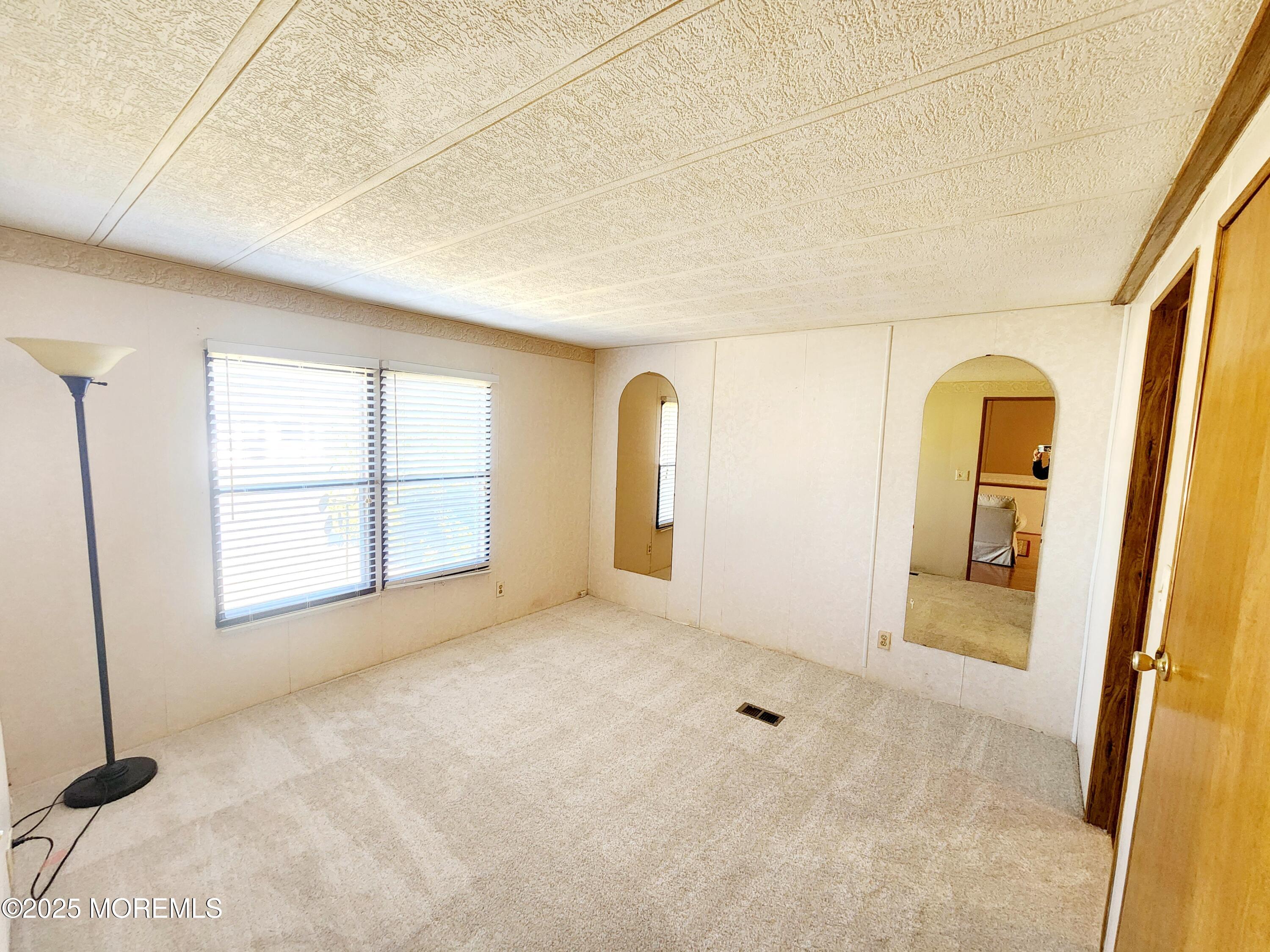 5 Fallow Drive, Manalapan, New Jersey image 8
