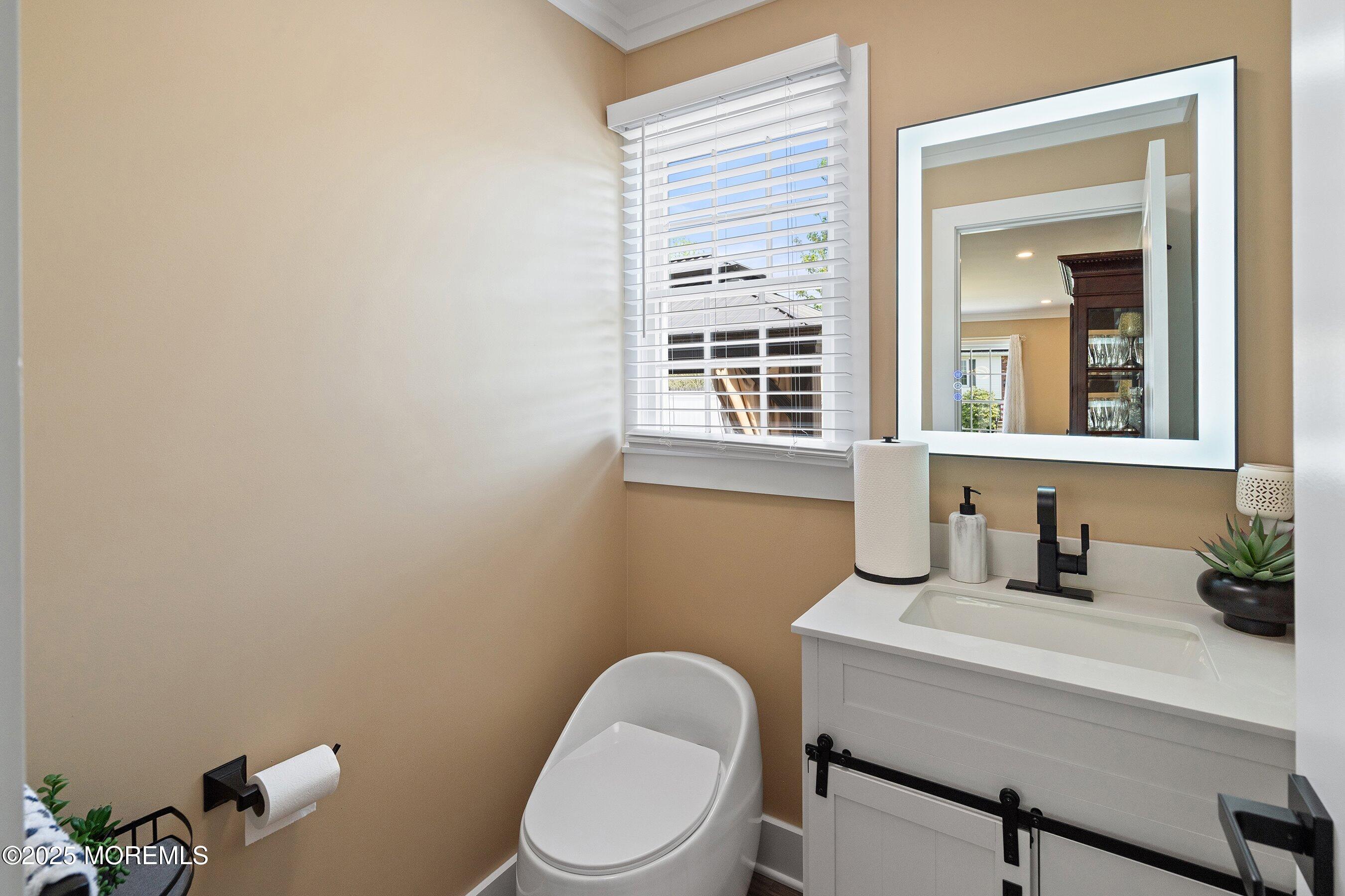 131 Locust Street, Tuckerton, New Jersey image 11