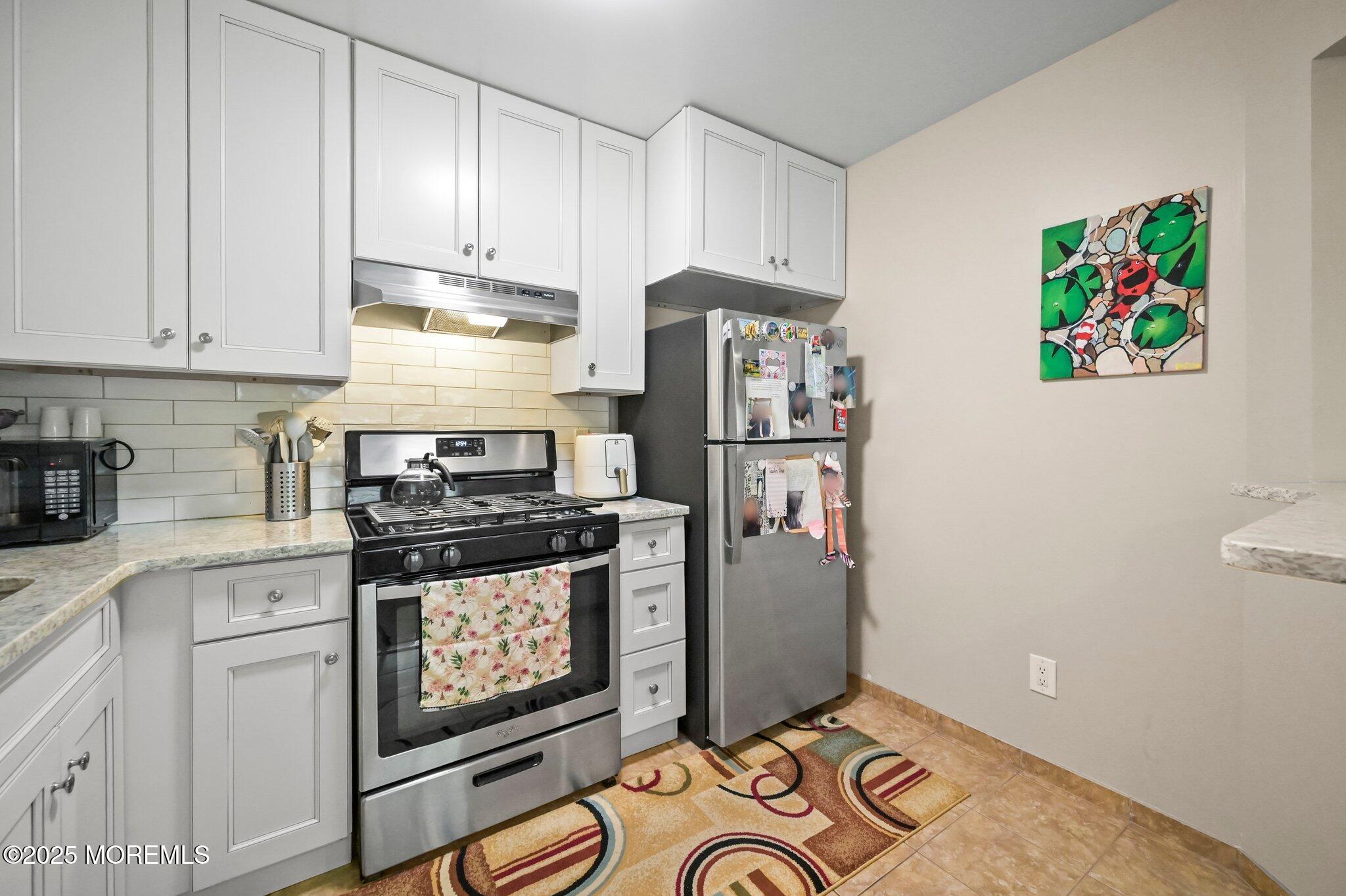 388 Brookview Court, Howell, New Jersey image 10