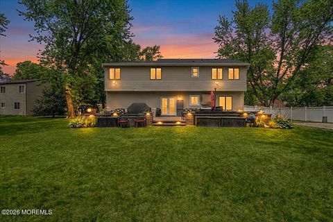 Homes For Sale - 33 Ashford Road<br/> Jackson, NJ 08527