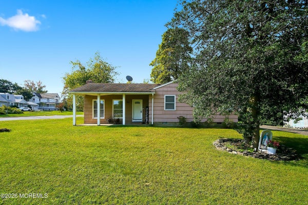 52 GREENWOOD RD, MORGANVILLE, NJ 07751 - Image b7c8ec2d3496e02751a21589bf58b0af/3346656816