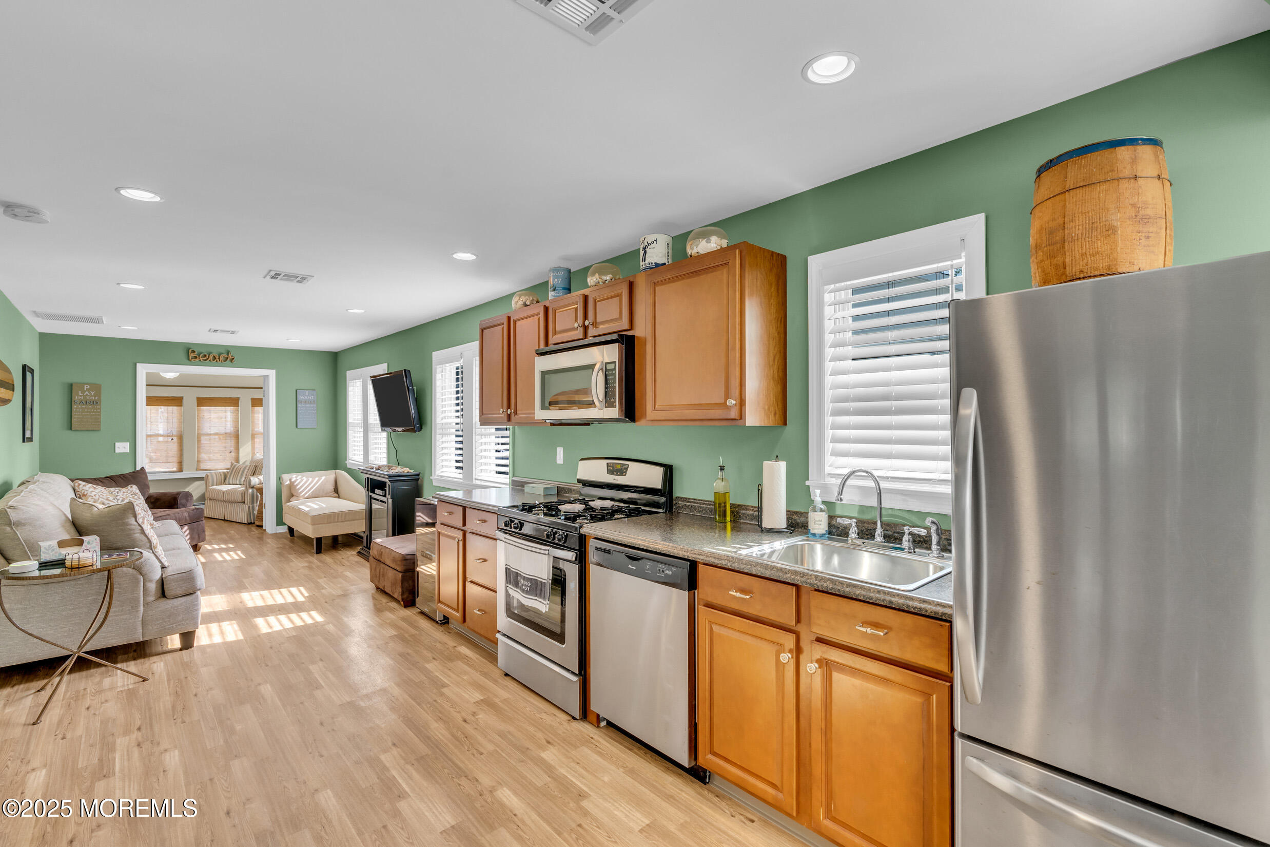 124 Mathis Drive, Brick, New Jersey image 16
