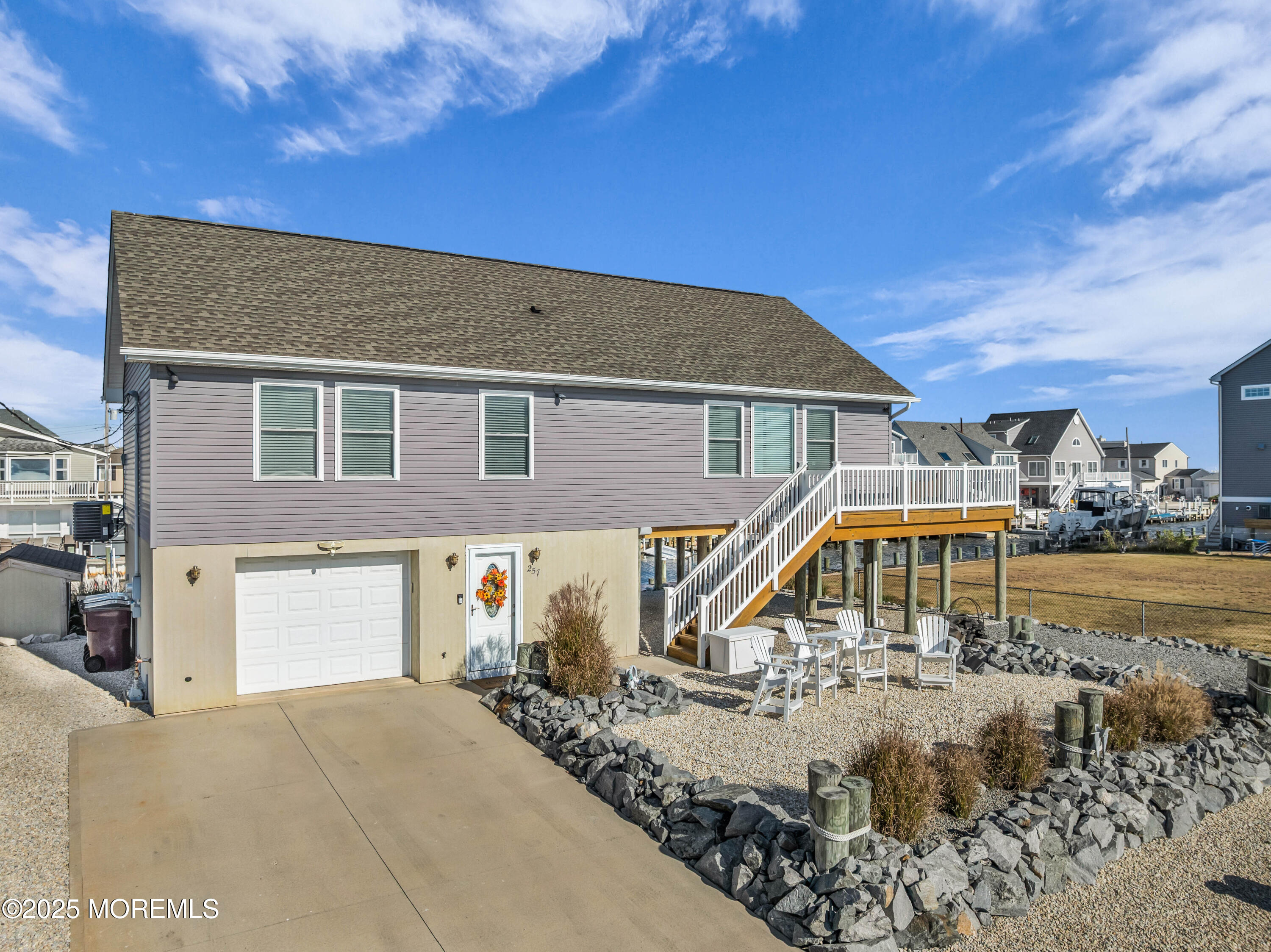 257 Sandlewood Drive