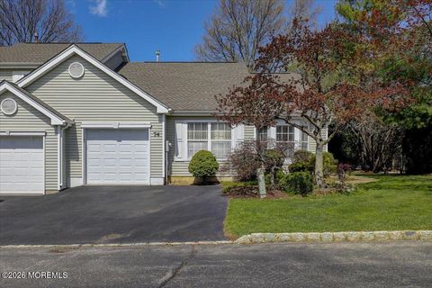 Condo For Sale - 74 Ridge Place<br/> Freehold, NJ 07728