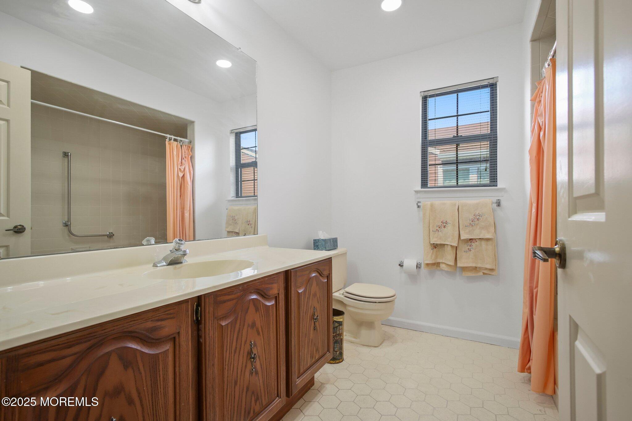 12 Weston Court, Marlboro, New Jersey image 17