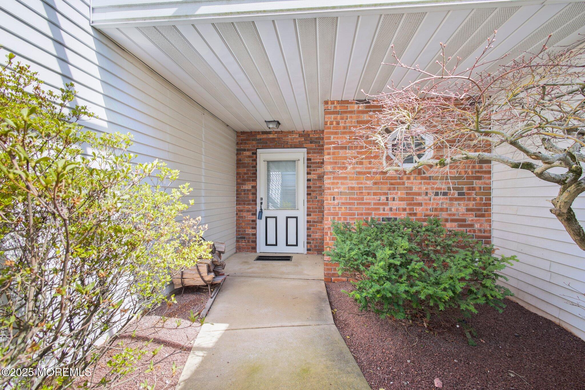12 Weston Court, Marlboro, New Jersey image 3