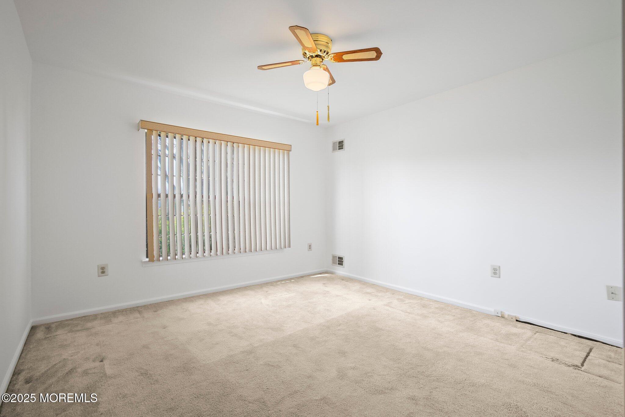 12 Weston Court, Marlboro, New Jersey image 14