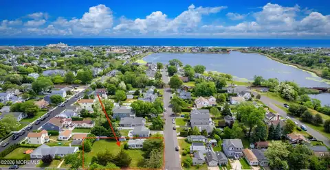 MLS: 22615368