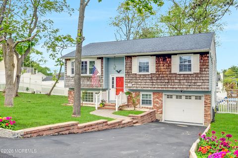 Photo of 560 Smith Drive, Point Pleasant, NJ 08742 (MLS # 22614349)