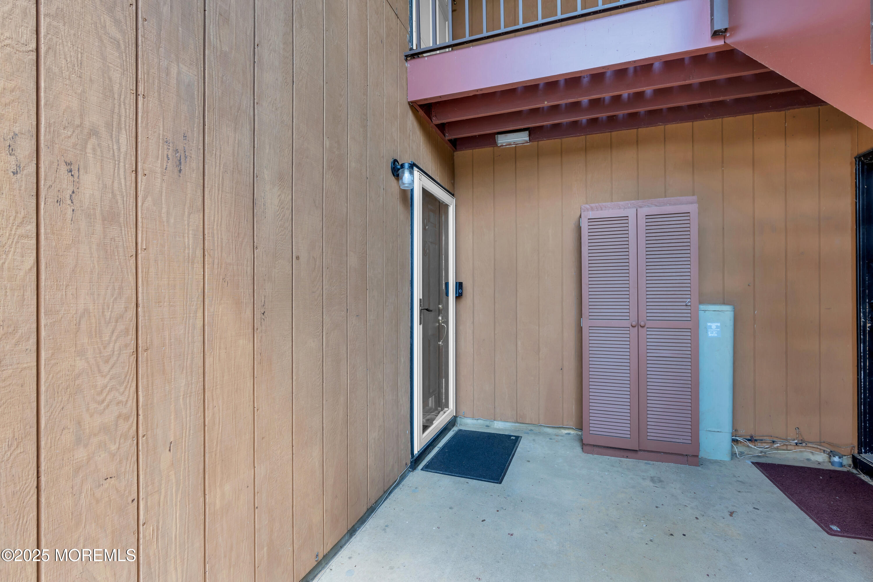 32 Frontier Way