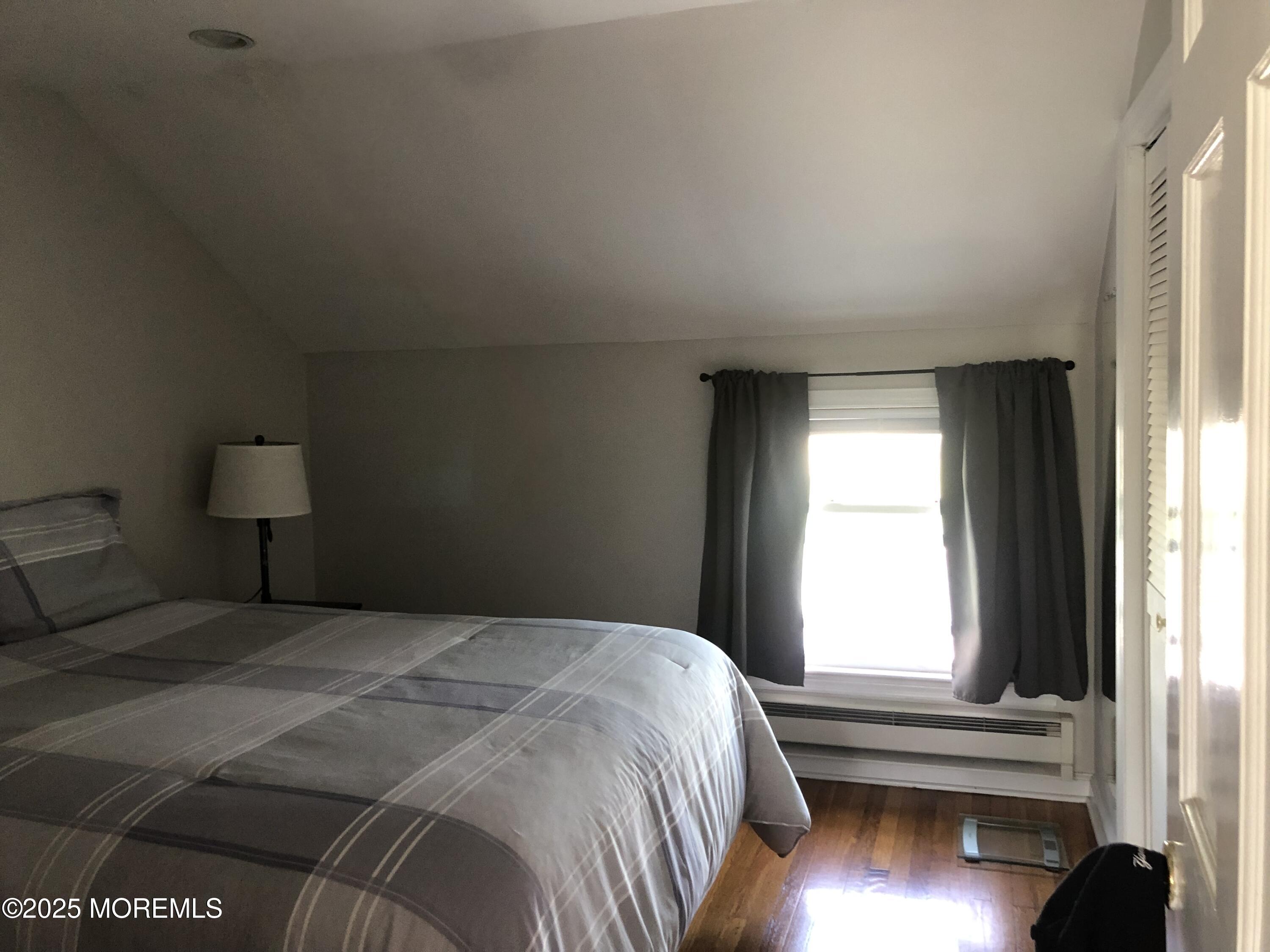 18 Riverdale Avenue B