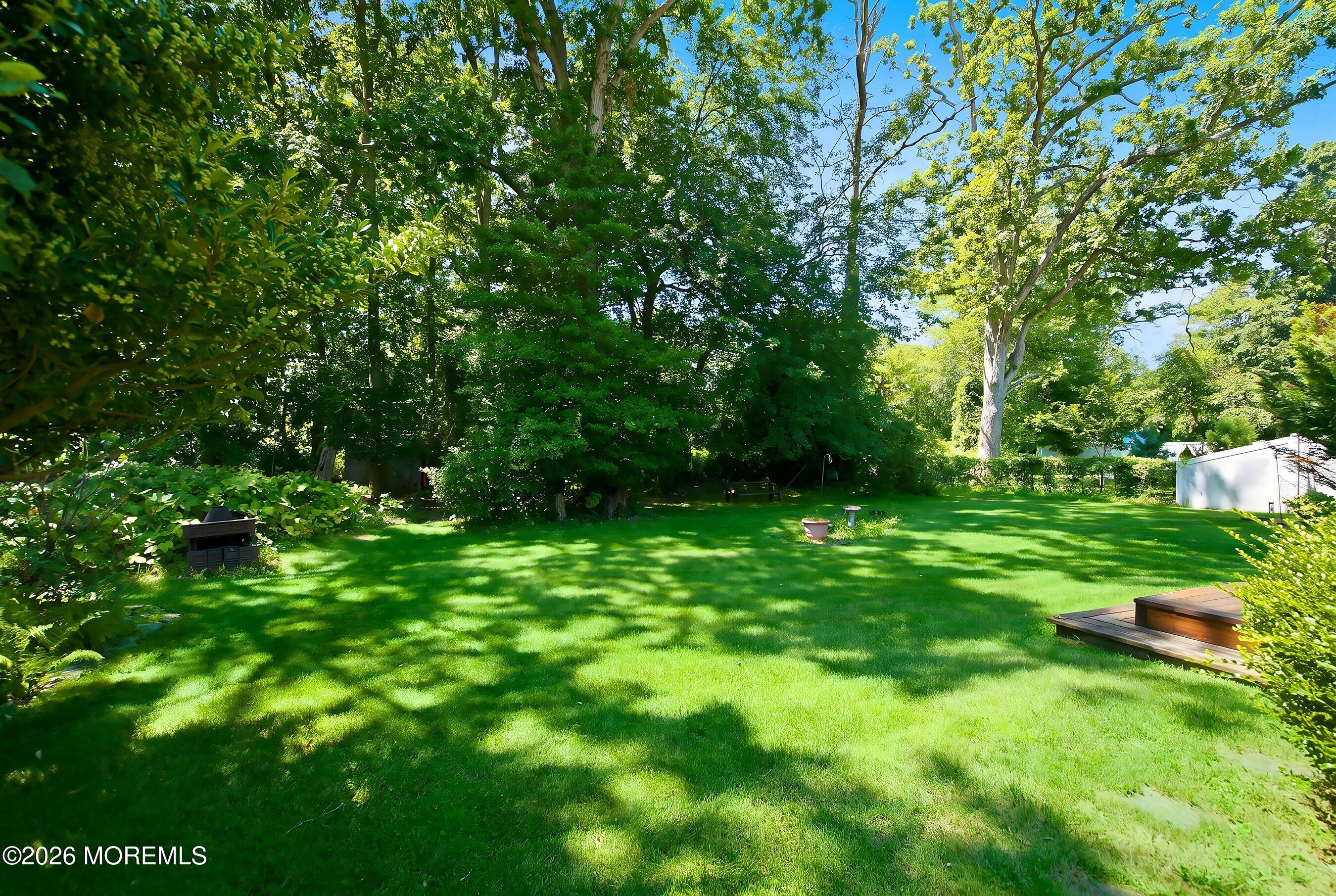 11 Overbrook Place