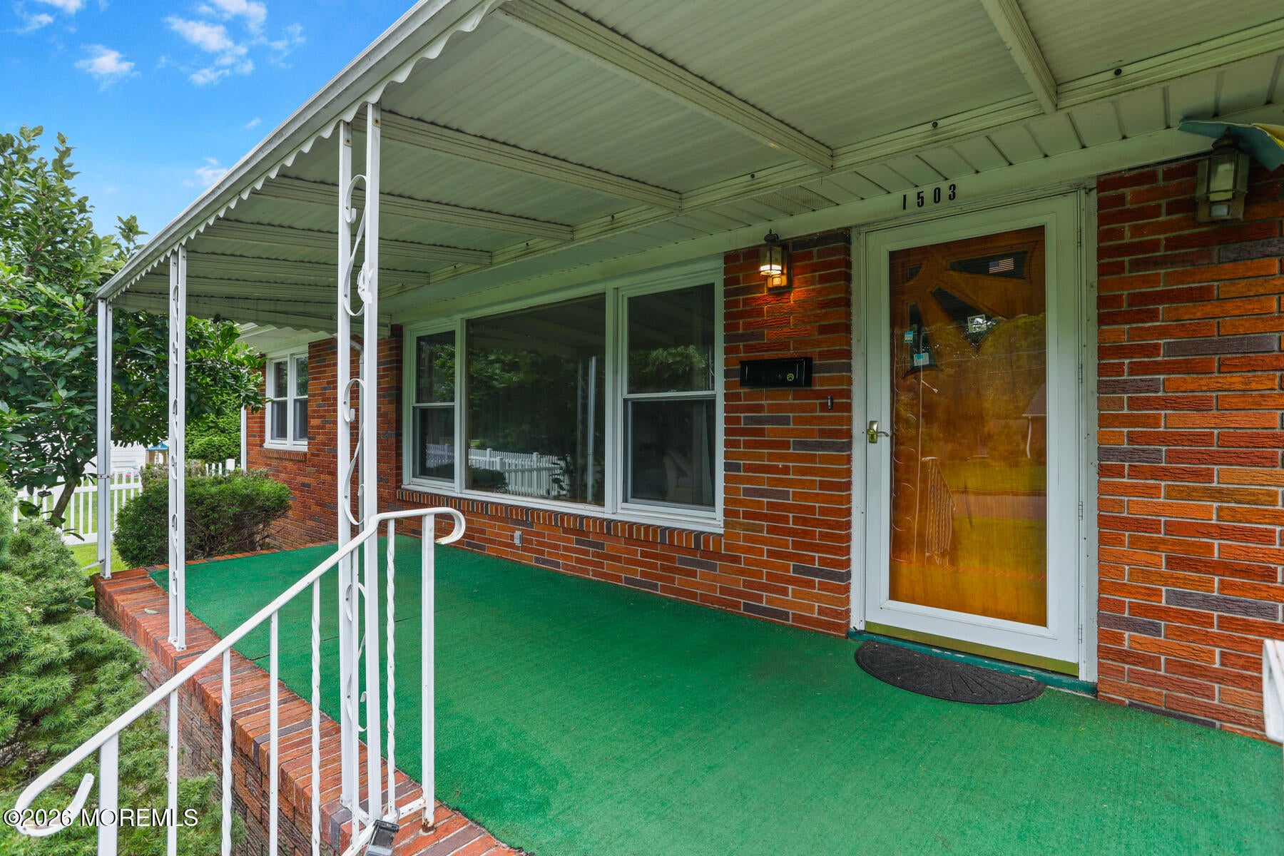 1503 Romaine Parkway