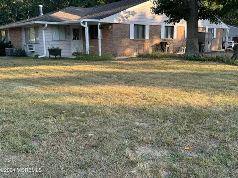 MLS: 22610252