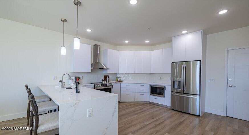 185 Morris Avenue 305