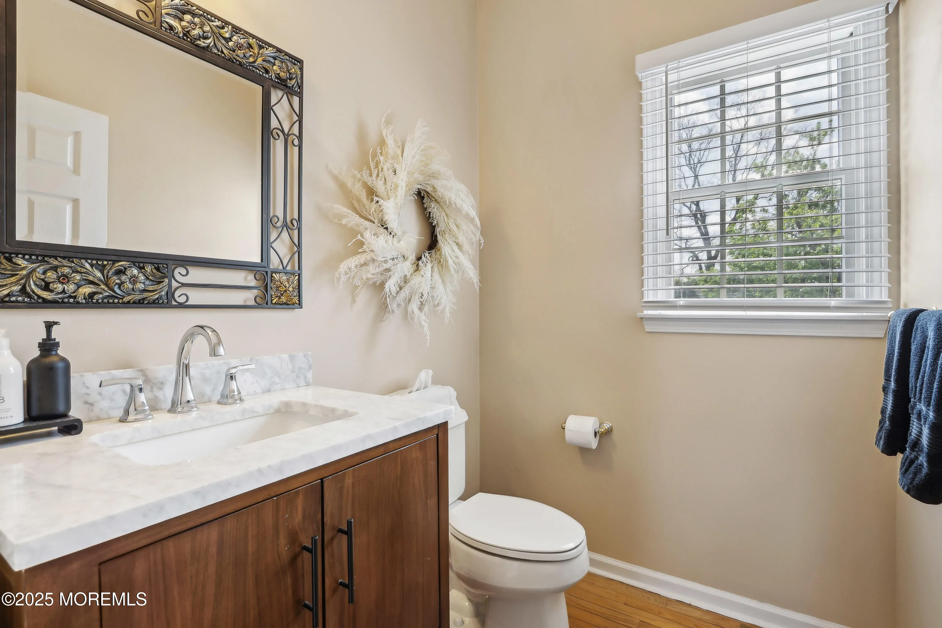 Millstone, New Jersey 08535, United States, 4 Bedrooms Bedrooms, ,3 BathroomsBathrooms,Residential,Pending,117495