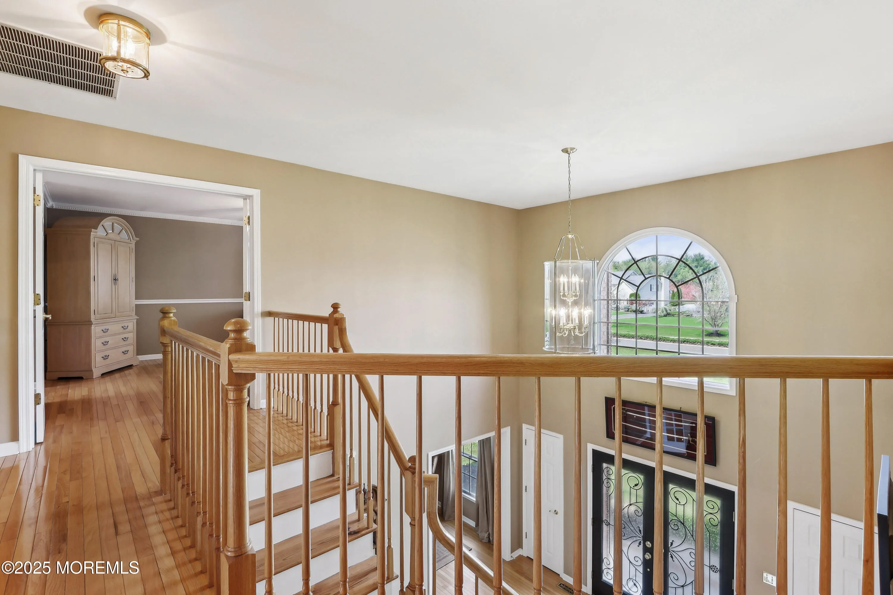 Millstone, New Jersey 08535, United States, 4 Bedrooms Bedrooms, ,3 BathroomsBathrooms,Residential,Pending,117495