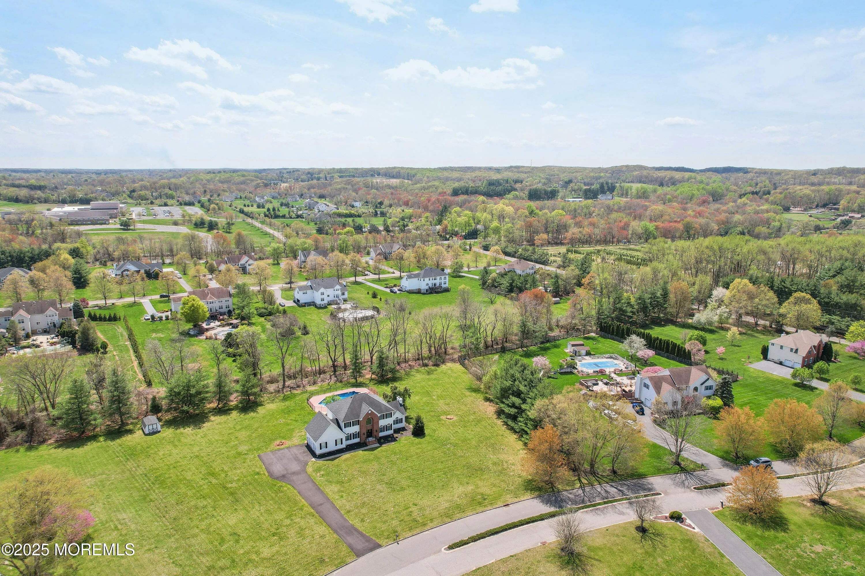 Millstone, New Jersey 08535, United States, 4 Bedrooms Bedrooms, ,3 BathroomsBathrooms,Residential,Pending,117495