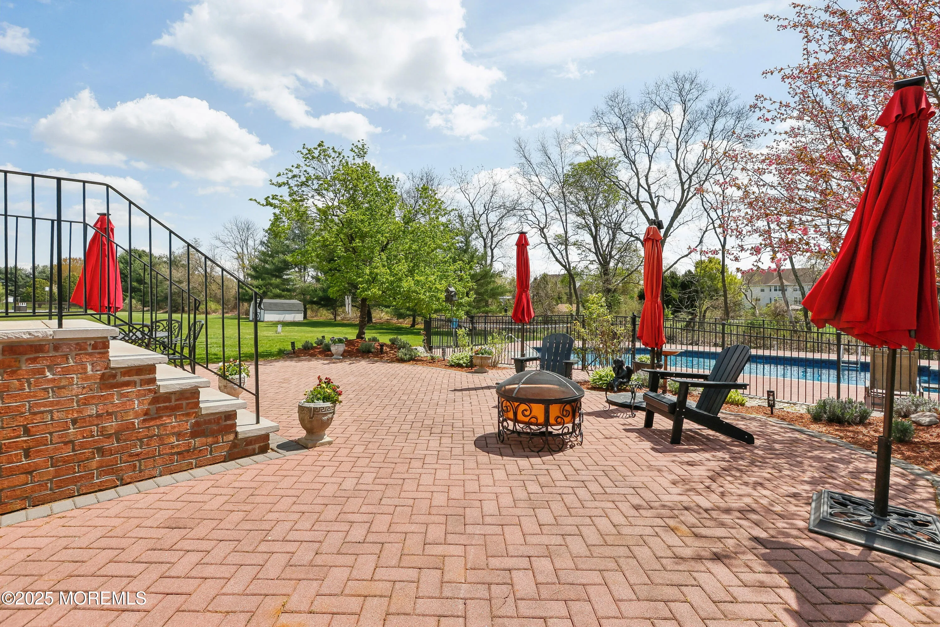 Millstone, New Jersey 08535, United States, 4 Bedrooms Bedrooms, ,3 BathroomsBathrooms,Residential,Pending,117495