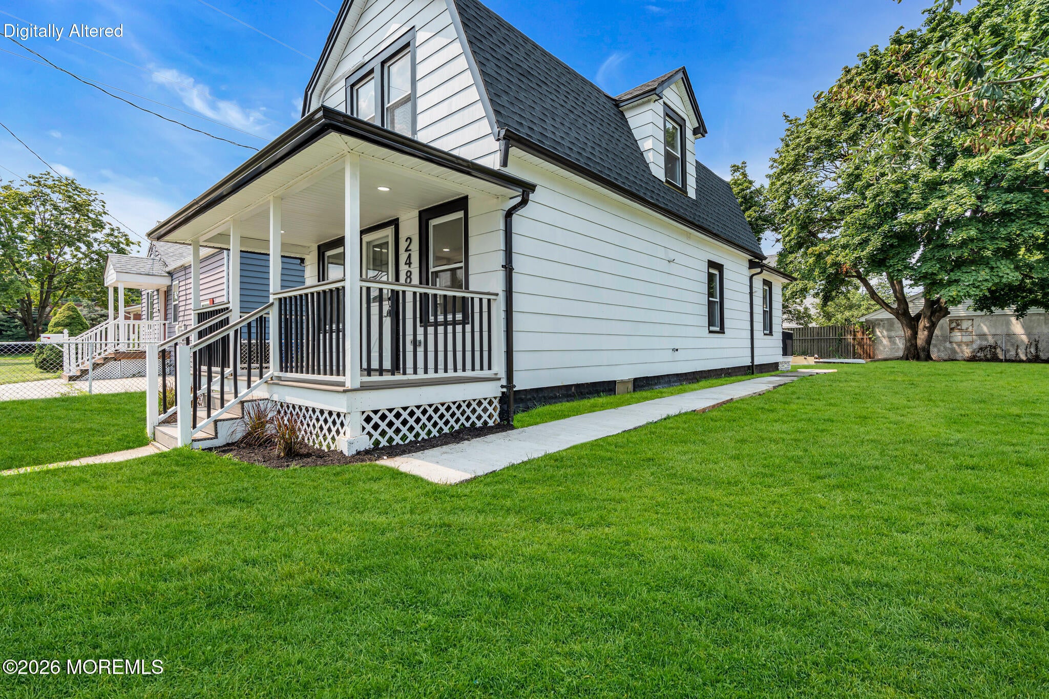 248 Thompson Avenue