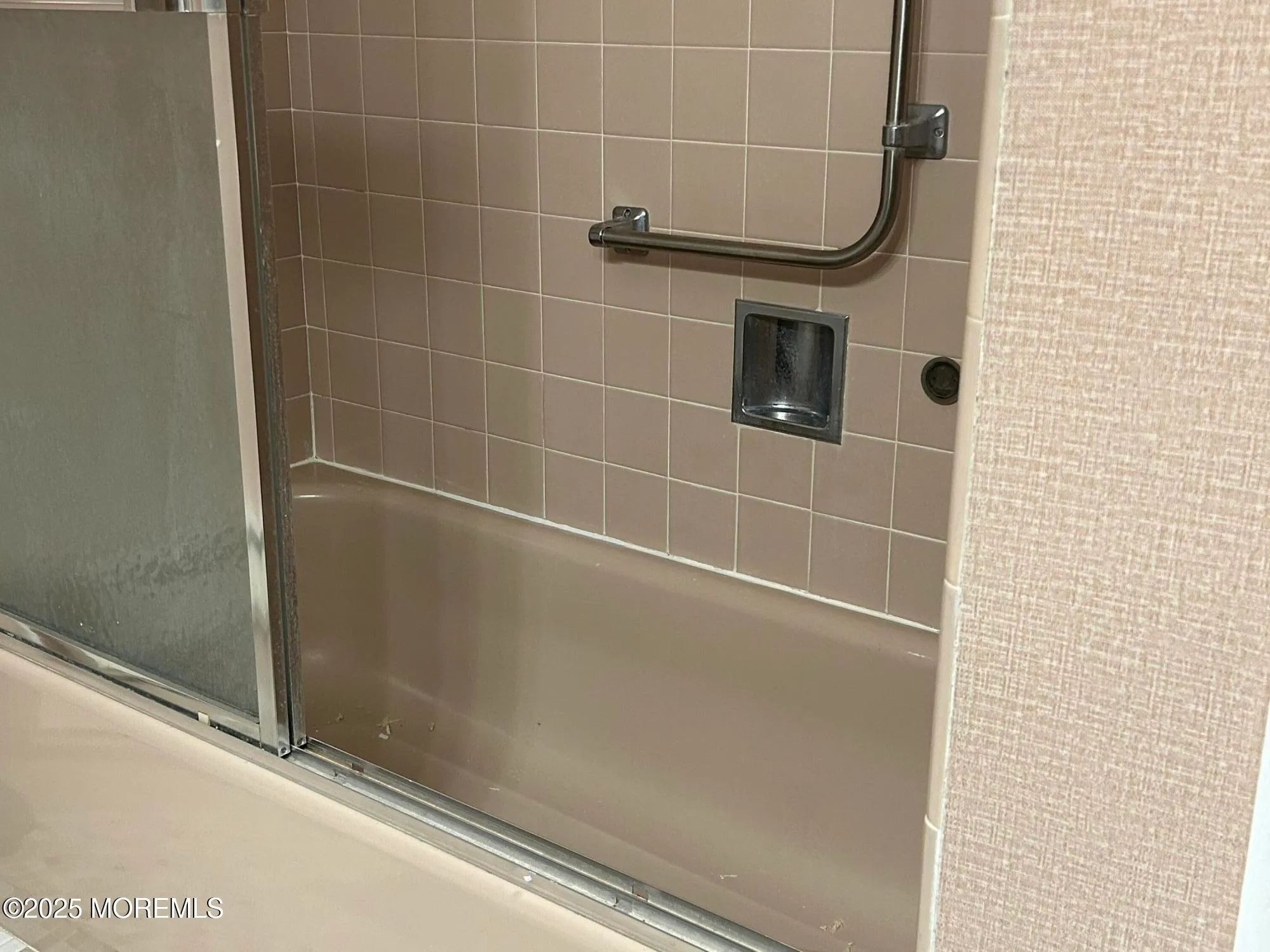 Lakewood, New Jersey 08701, United States, 2 Bedrooms Bedrooms, ,2 BathroomsBathrooms,Residential,Active,232461