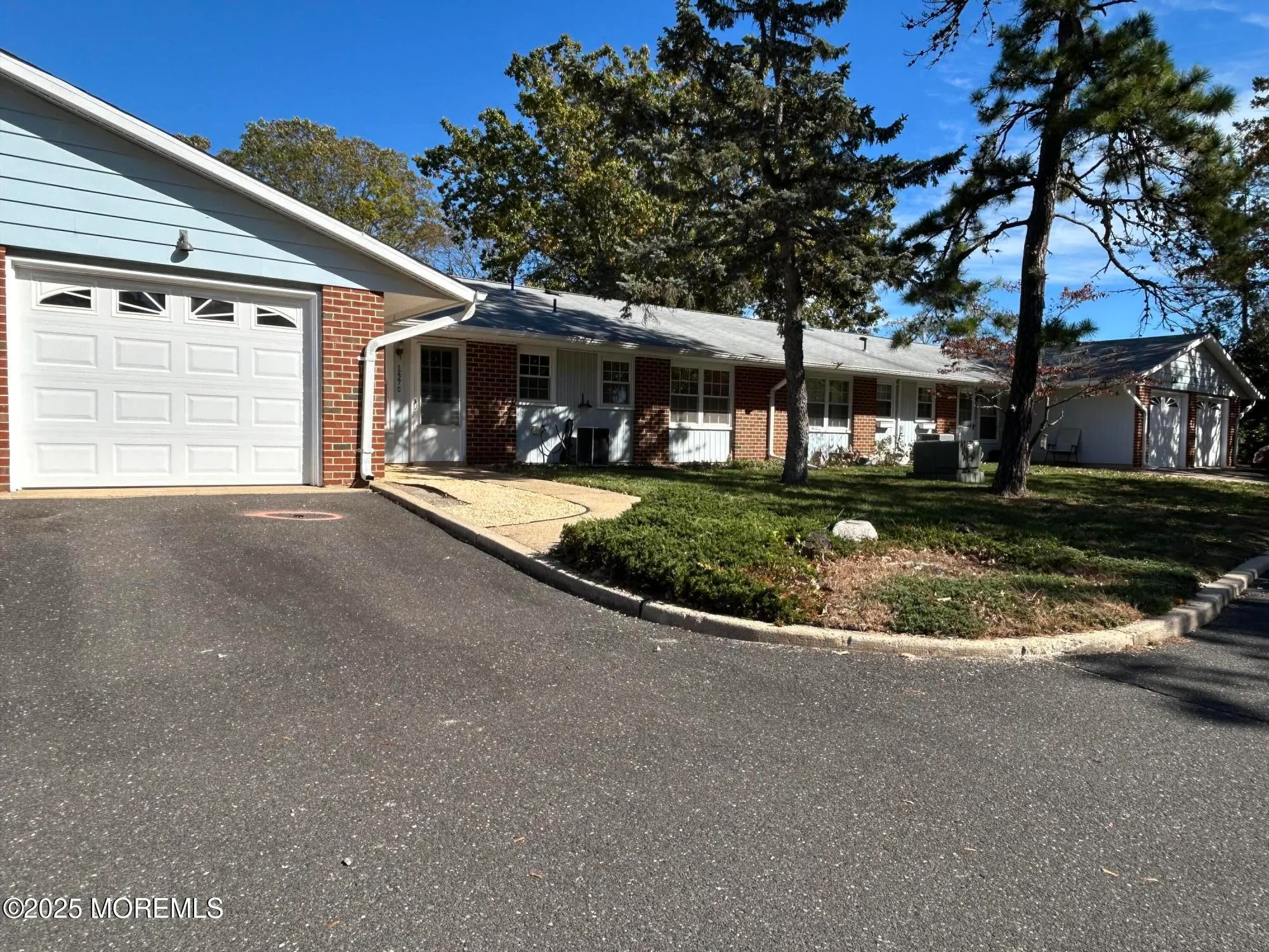 Lakewood, New Jersey 08701, United States, 2 Bedrooms Bedrooms, ,2 BathroomsBathrooms,Residential,Active,232461