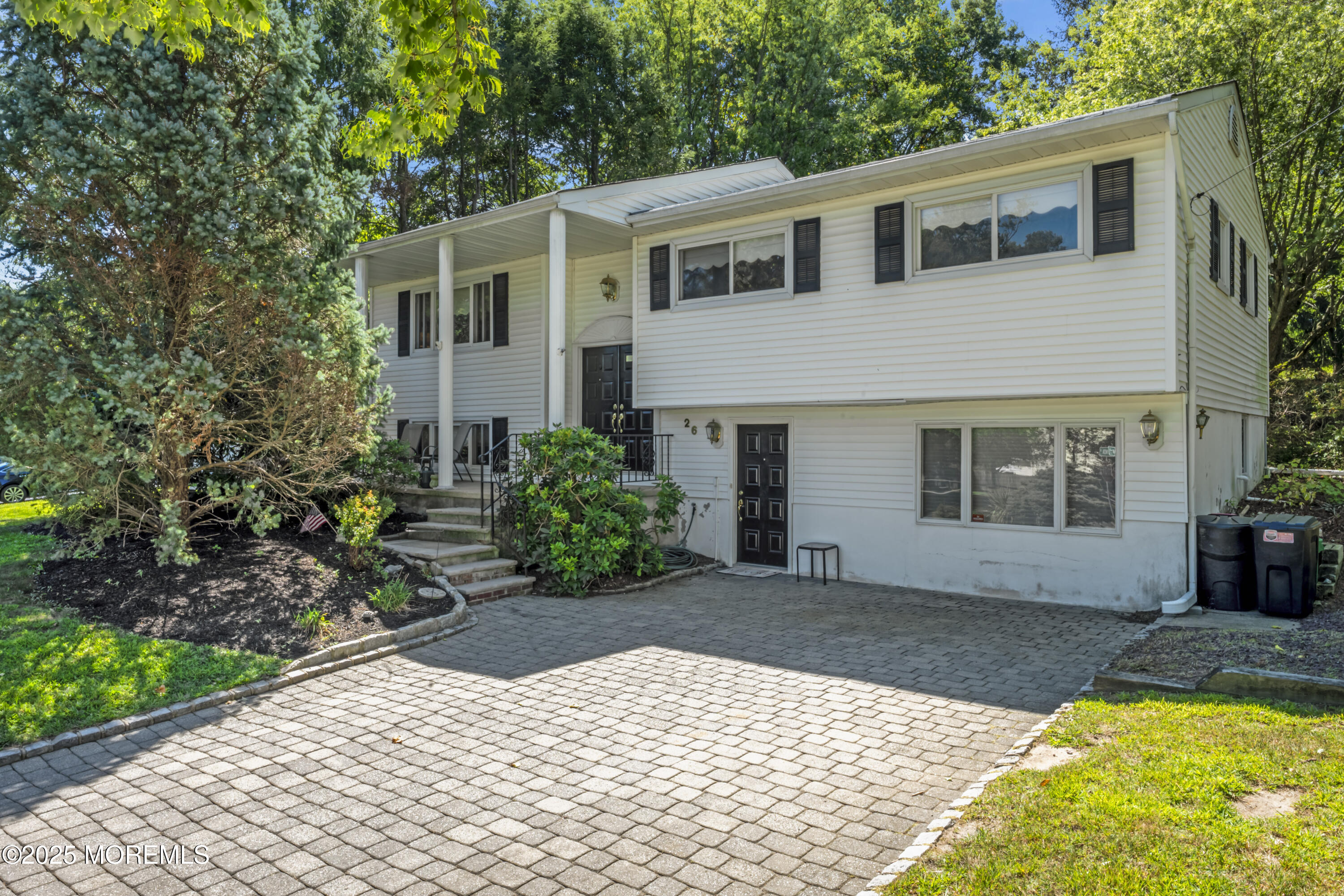 26 Warren Drive