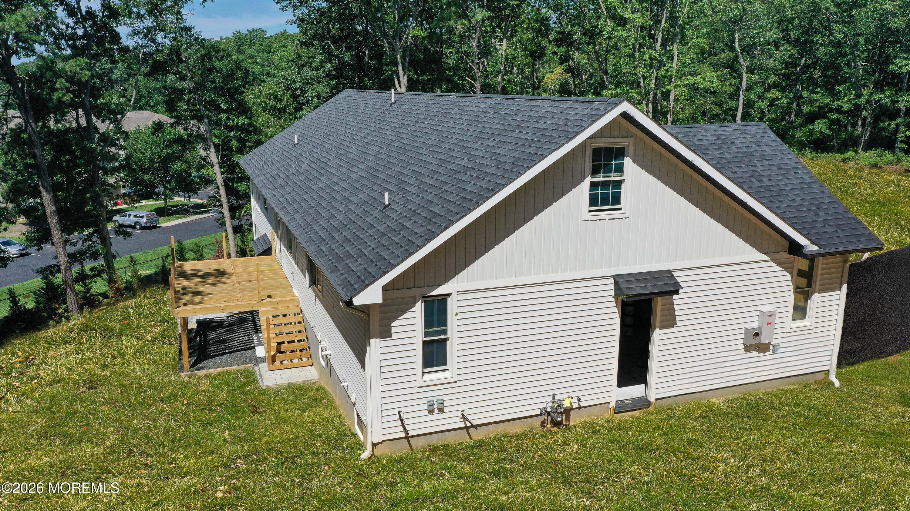 213 White Street