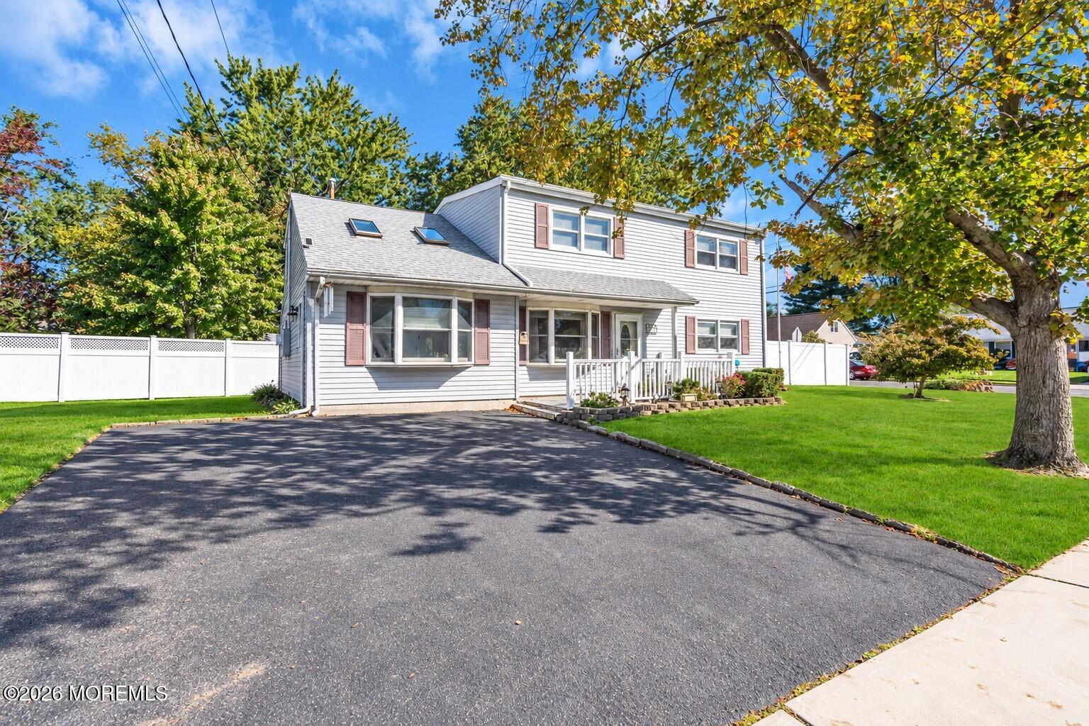15 Hemingway Drive