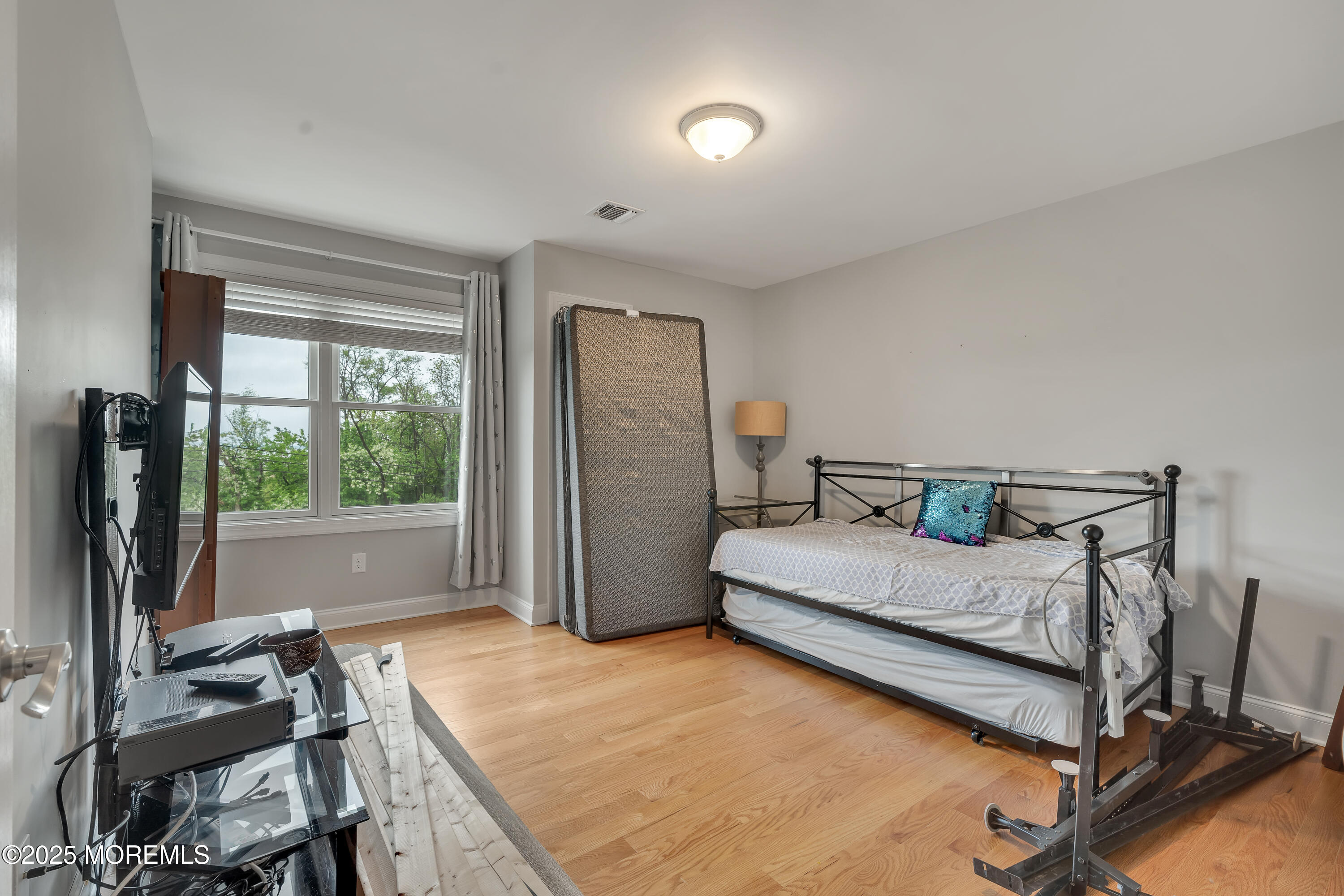 728 Brook Avenue, Union Beach, New Jersey image 25