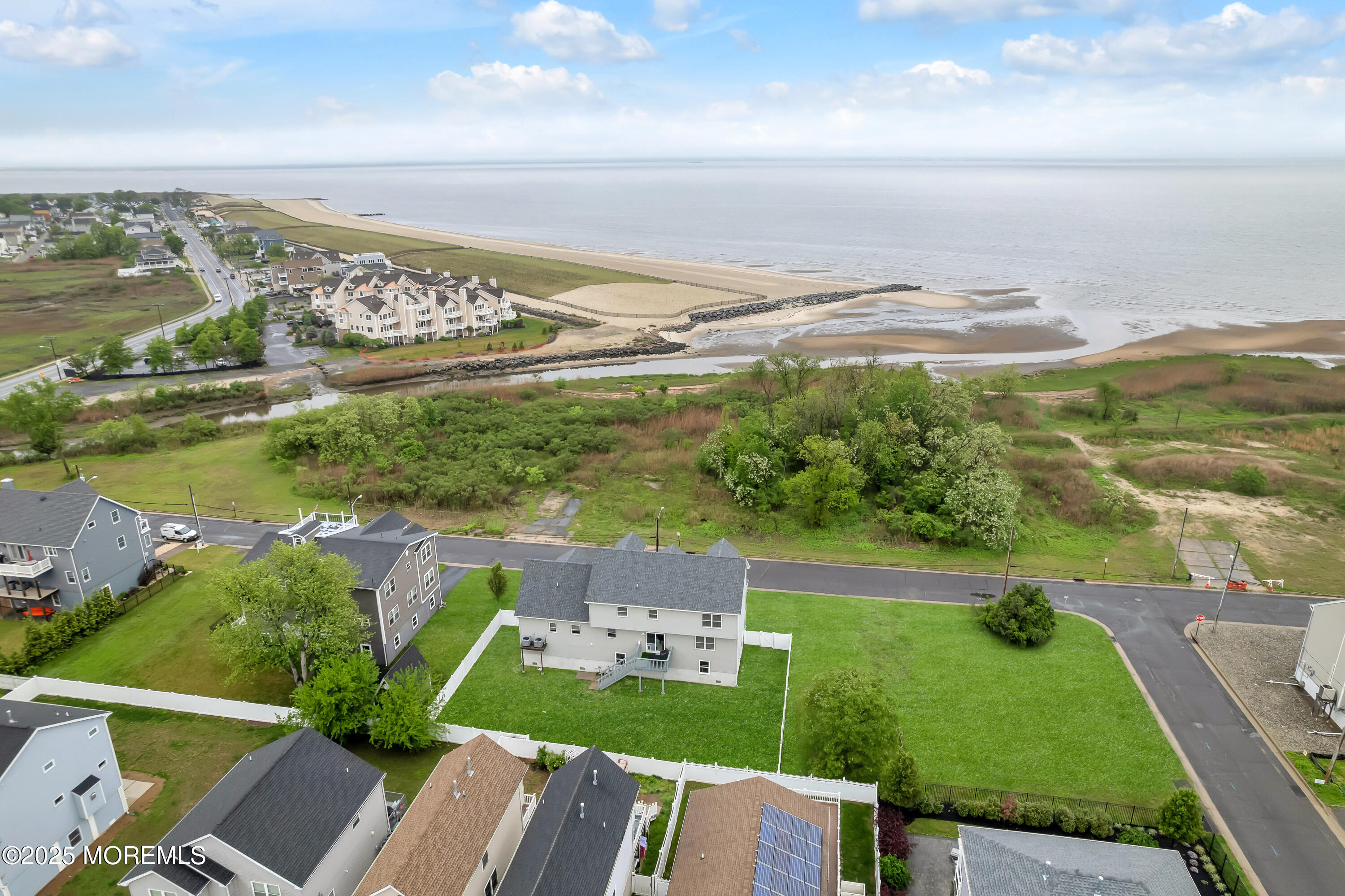 728 Brook Avenue, Union Beach, New Jersey image 29
