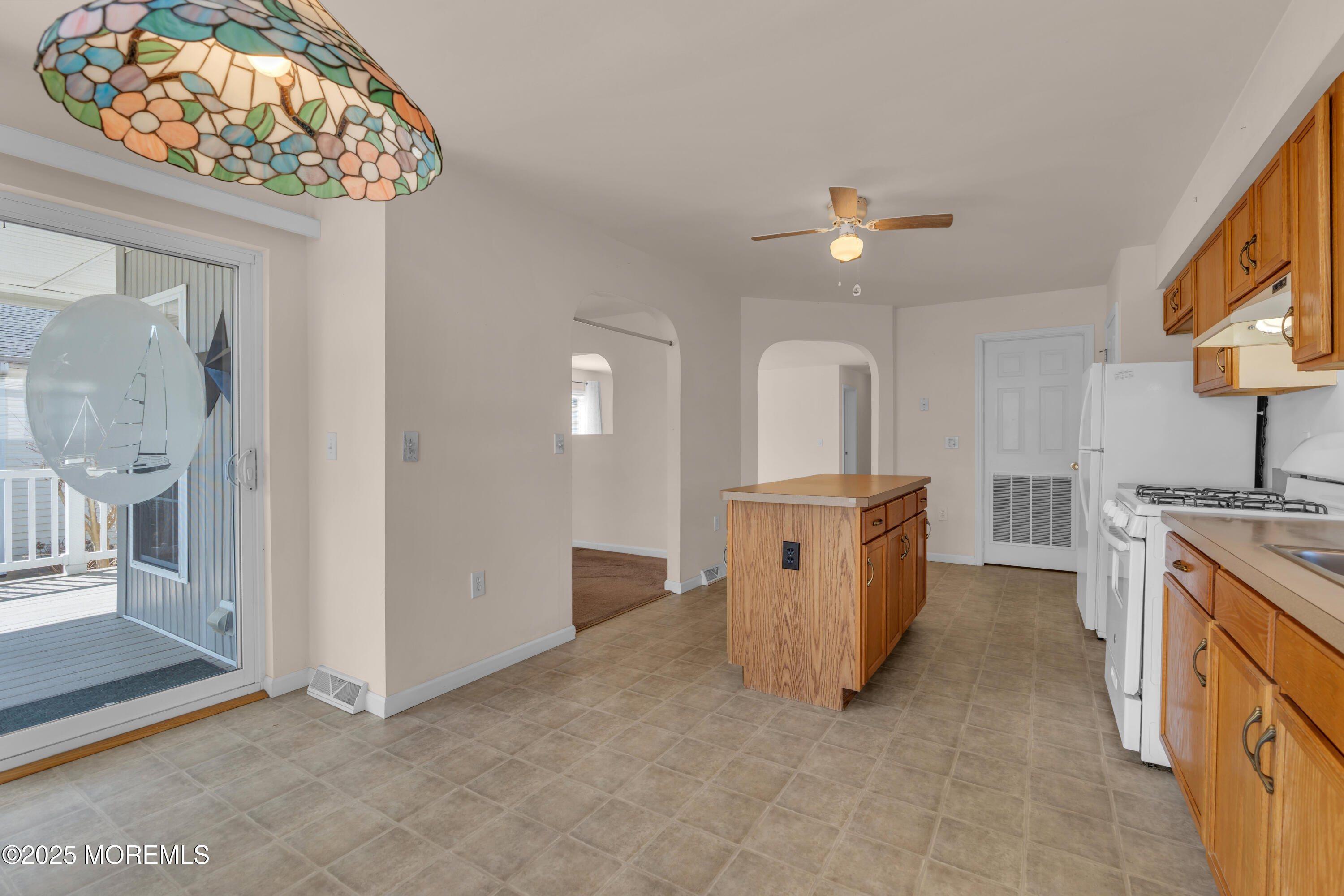95 Oak Ridge Lane, Manahawkin, New Jersey image 16