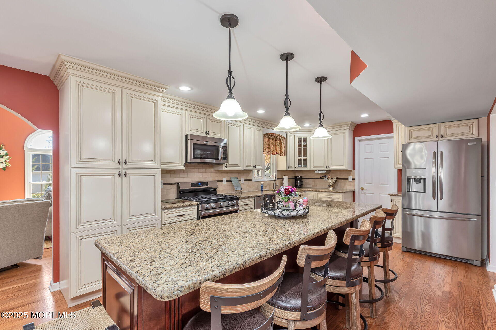 84 Wilson Circle, Middletown, New Jersey image 6