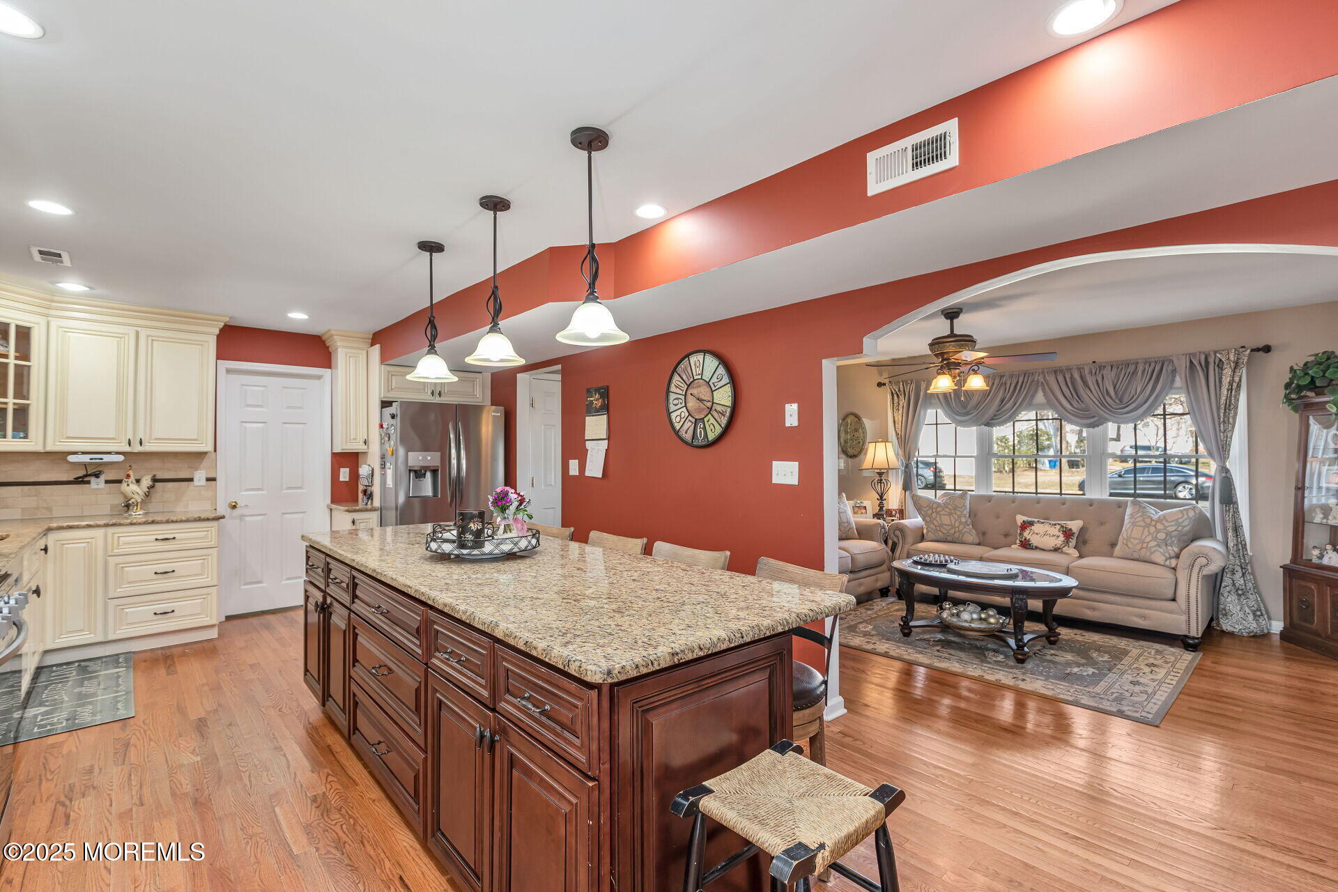 84 Wilson Circle, Middletown, New Jersey image 9