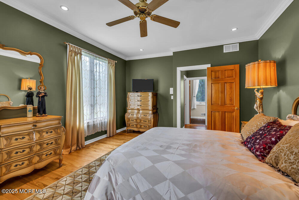 210 Doe Trail, Marlboro, New Jersey image 39