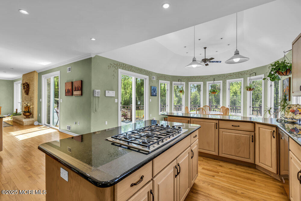 210 Doe Trail, Marlboro, New Jersey image 23